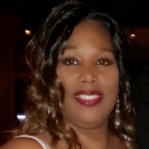 Meet your Posher, Gina